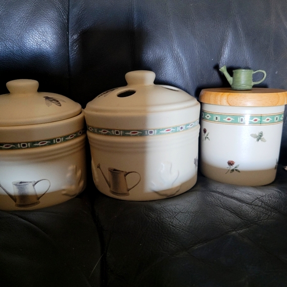 Pfaltzgraff- Naturewood- piece